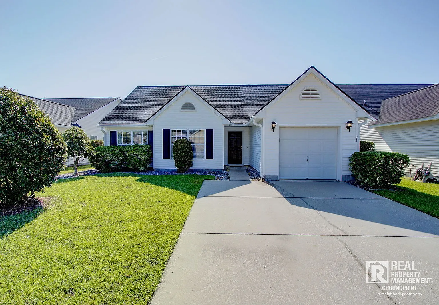 3 bed, 2.0 bath, 1184 sqft, $2,000 — Photo 1