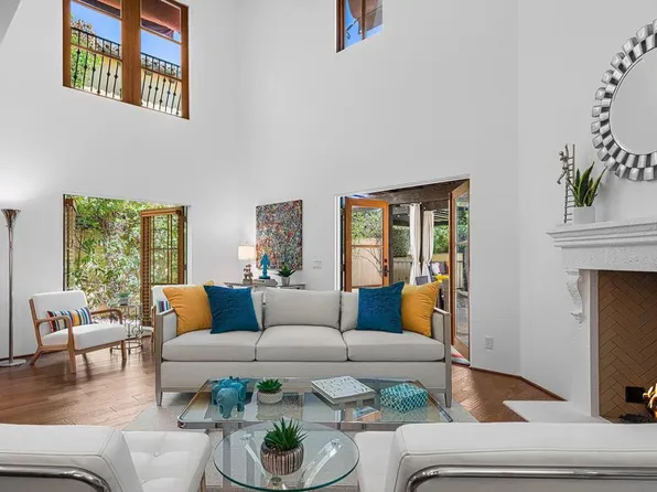 318 Villaggio E, Palm Springs, CA 92262