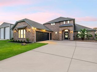 11834 Bisonte St, Needville, TX 77461