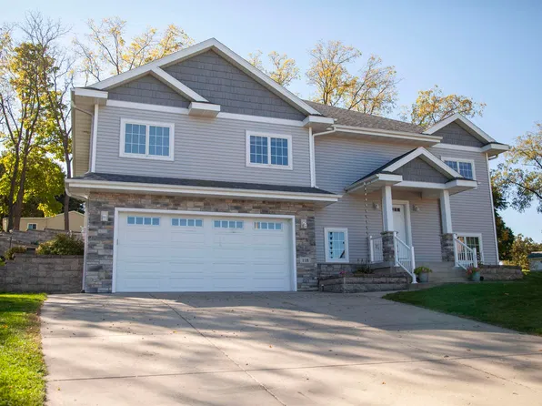 118 Savannah Cir, Barneveld, WI 53507