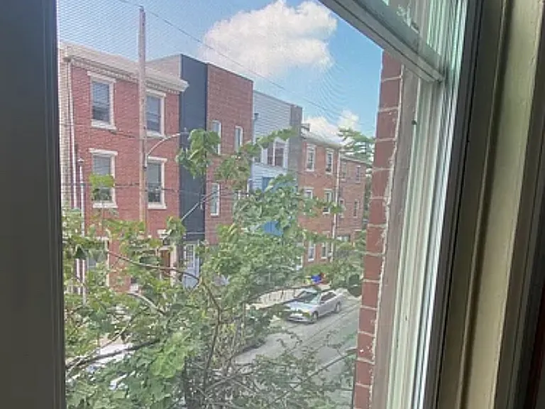 635 N 12th St #3-F — Photo 12