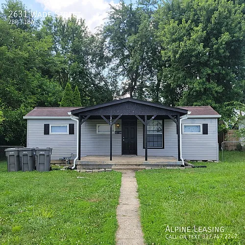 2631 Wade St Photo 1