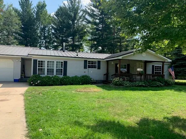 1364 Cedar Ct NE, Kalkaska, MI 49646