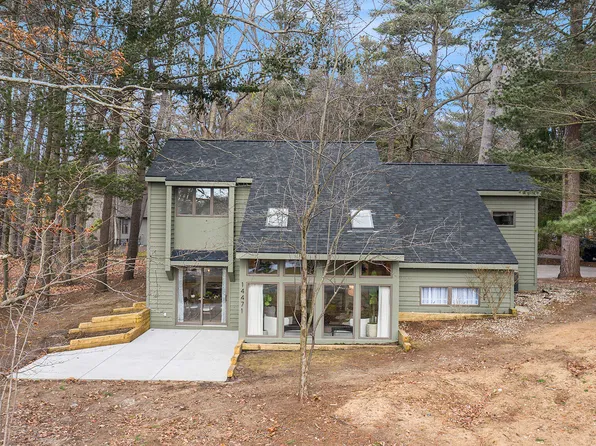 14471 Boom Rd, Spring Lake, MI 49456
