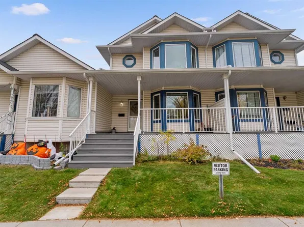 10 SW Martin Crossing Ct NE, Calgary, AB T3J 3P3