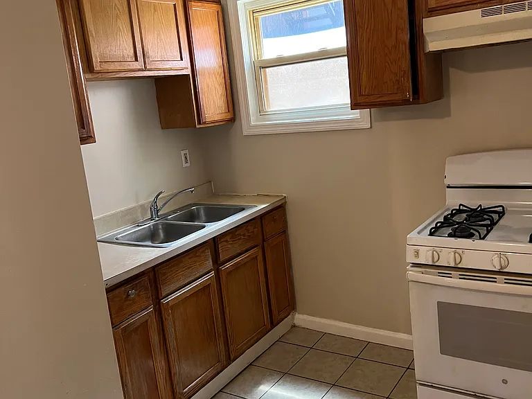 30 Center St #1 — Photo 17