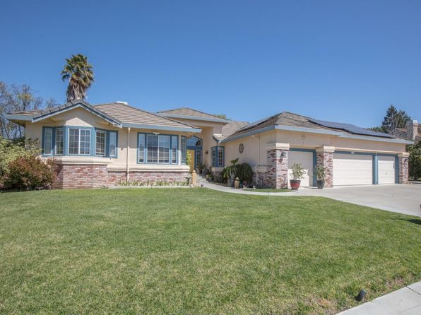 hollister home for sale