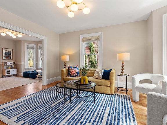 3rd image of 19 Forest St