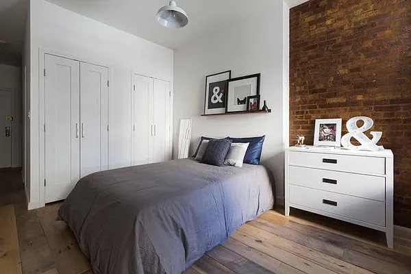 Rented by New York Casas Ltd. | media 11