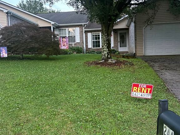 3rd image of 244 Hunter Hills Cir APT 3