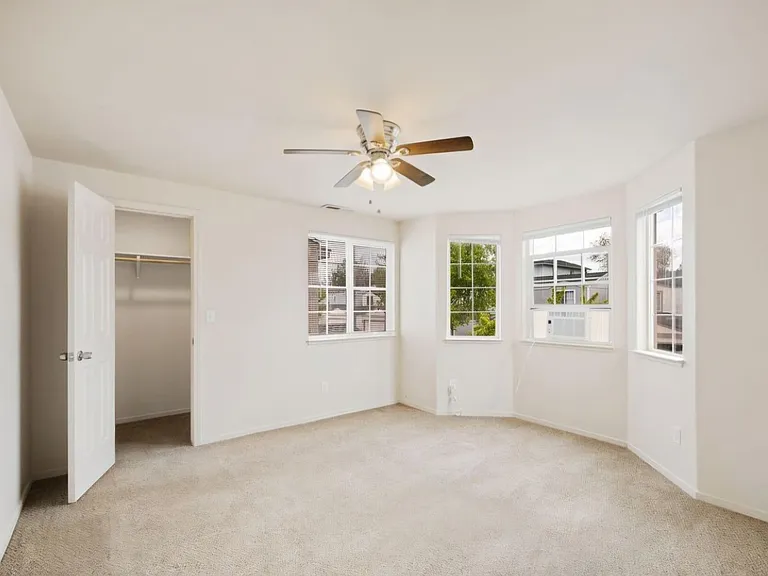 4036 Village Dr — Photo 17
