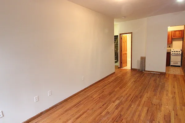 Rented by Guidance Realty Corp. | media 22