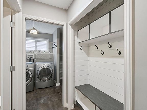5th image of 628 Foxtail Ln