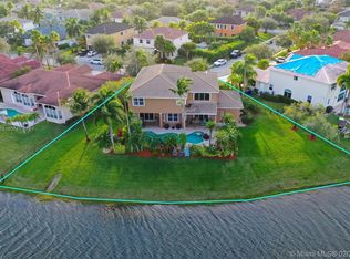 637 SW 159th Way, Pembroke Pines, FL 33027