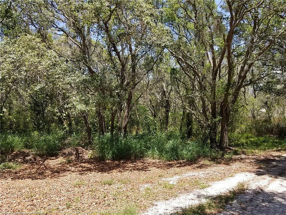 2nd image of 1851 N Sapphire Rd