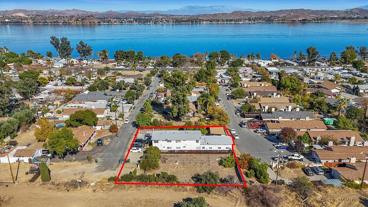 33140 Olive St — Photo 1
