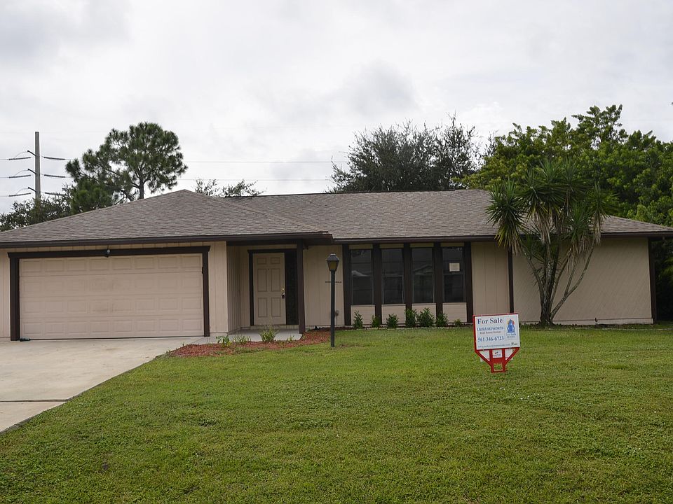 1st image of 688 SE Chapman Avenue