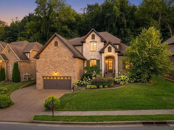 7224 Natchez Pointe Dr, Nashville, TN 37221