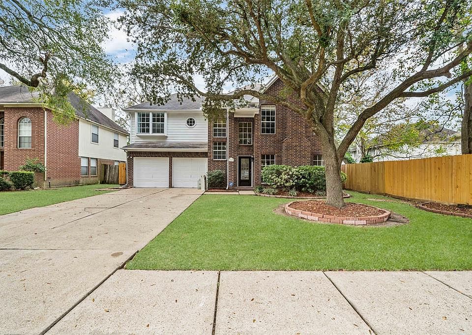 1st image of 327 Welford Ln