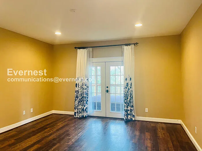 1277 Wheatley Forest Dr — Photo 8