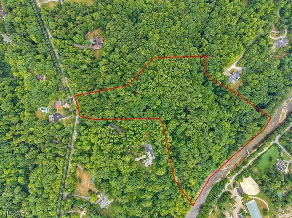 7790 Old Mill Rd #V/l, Gates Mills, OH 44040