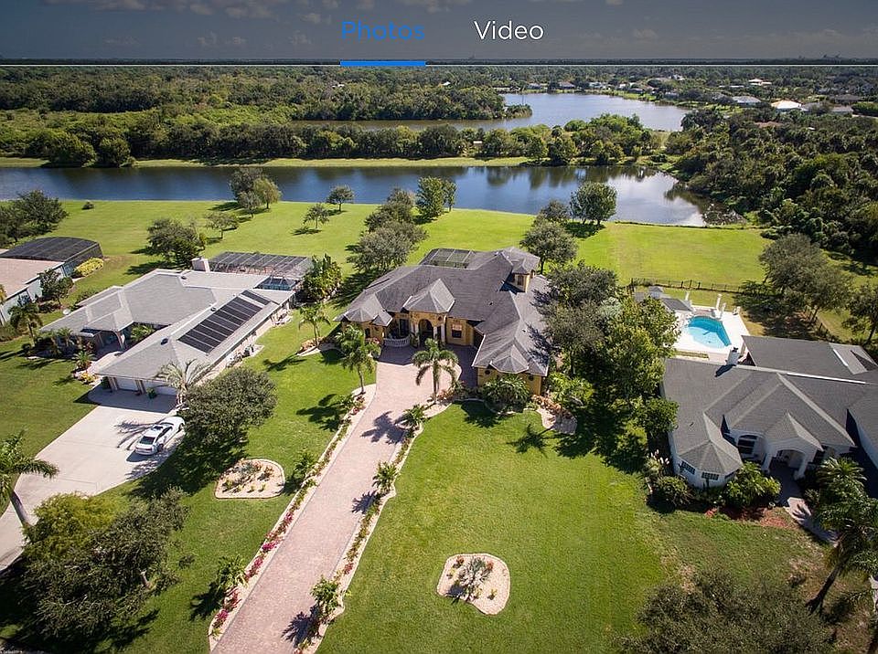 2nd image of 5227 Royal Paddock Way