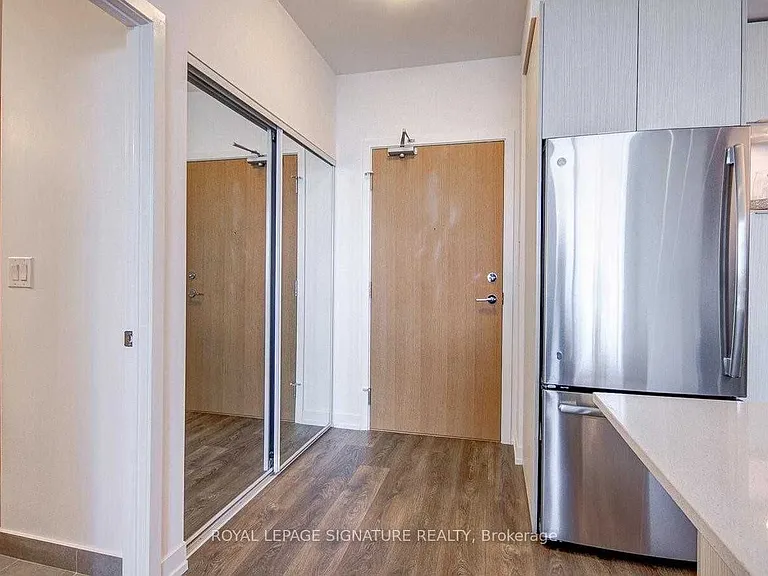 2520 Eglinton Ave W #1408 — Photo 13