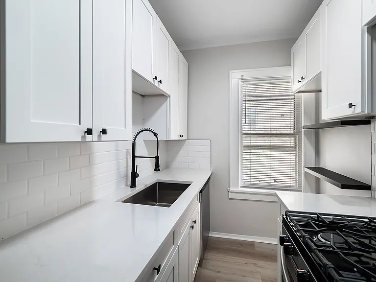 2373 Euclid Heights Blvd #4 — Photo 29