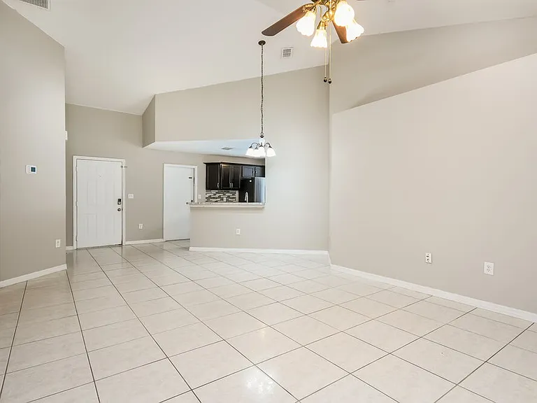 3356 Kelsey Ln — Photo 7