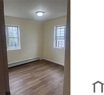 2nd image of 411 Beach 66th St #1