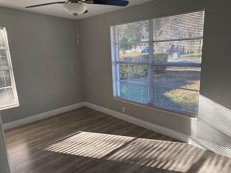 1503 Hampton Rd — Photo 8