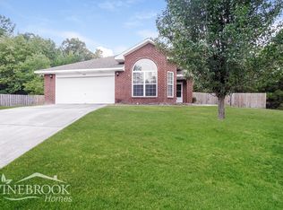 446 Marsh Cir, Calera, AL 35040