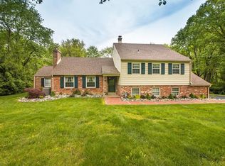 411 Toland Dr, Fort Washington, PA 19034