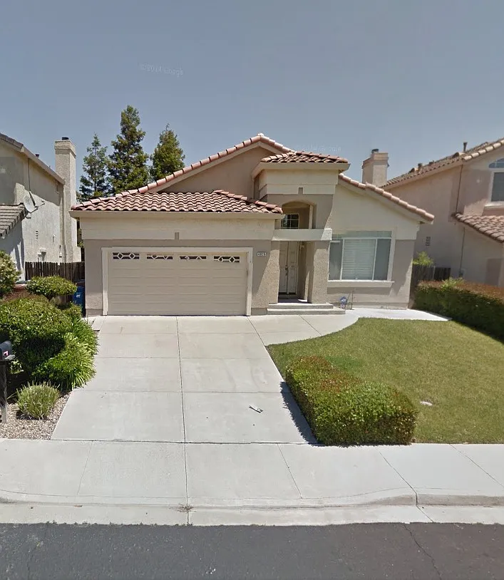 4925 Stirrup Way photo 1