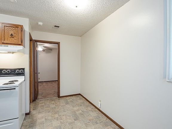 5th image of 5140 S 48th St #15