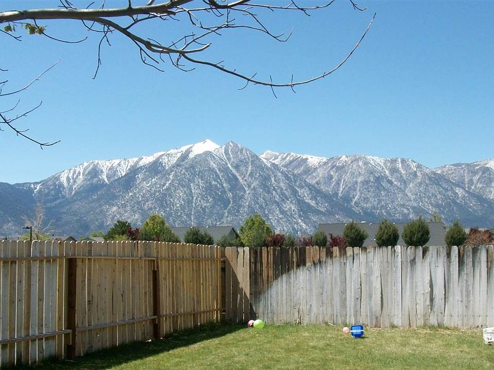 2nd image of 758 Linda Dr