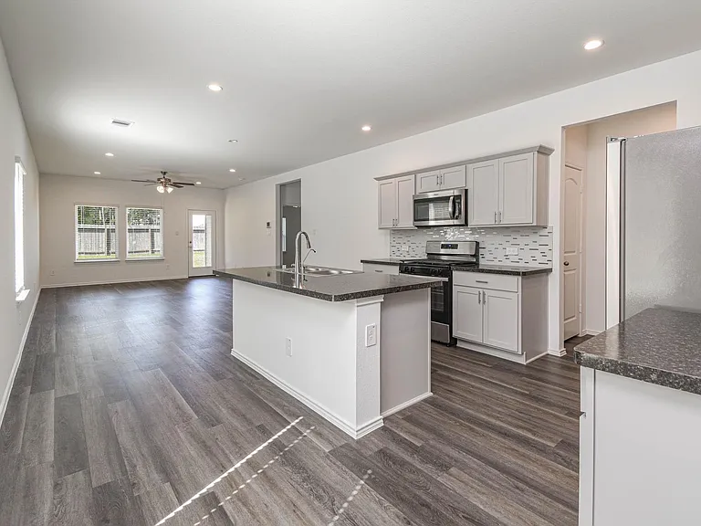 24219 Copperleaf Bay Ln — Photo 5