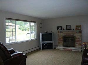 3rd image of 9492 Viewcrest Dr