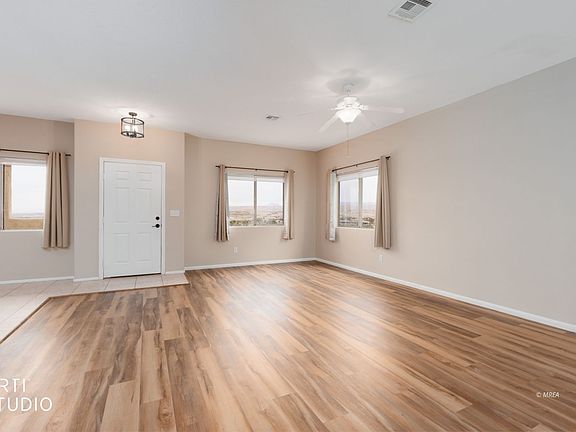 2nd image of 470 Turtle Back Rd #11D-1