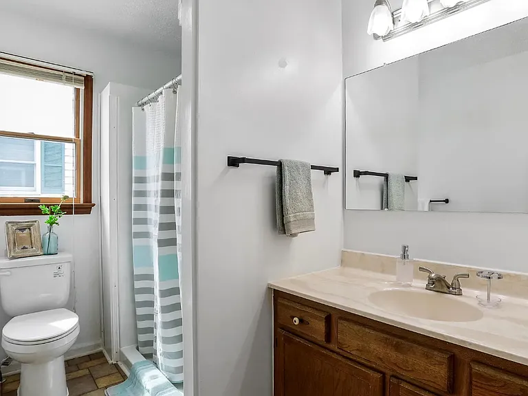 220 7th Ave #220 — Photo 7