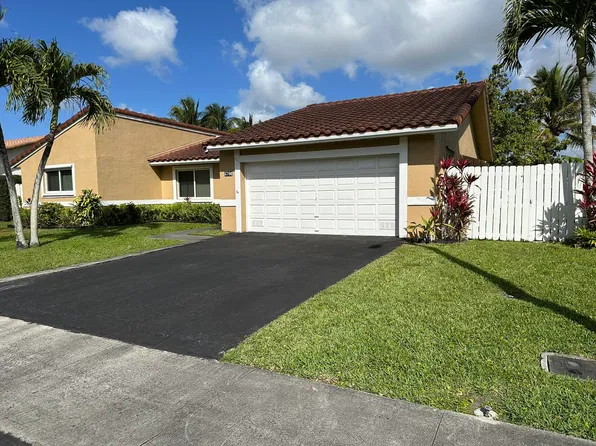 5511 SW 114th Avenue, Cooper City, FL 33330