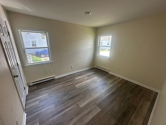 2nd image of 206 Don Eve Ct #O