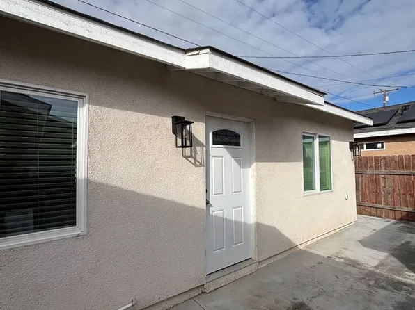 247 E Ash St, Oxnard, CA 93033