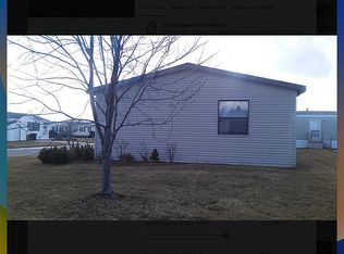 46684 Beau Jardin Dr, Macomb, MI 48044