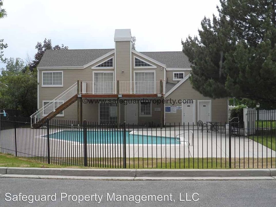 1st image of 1450 E Foxboro Dr #2