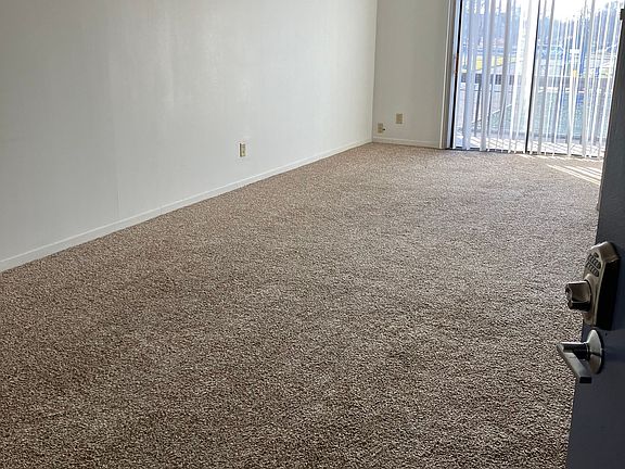 3rd image of 1340 Washington St #1306-102