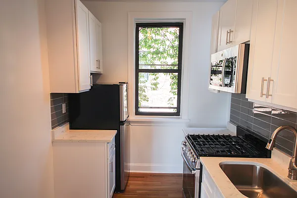 Rented by Waverly Realty Associates | media 25