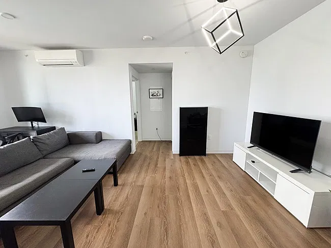 1 bed, 473 sqft, $3,400 — Photo 2