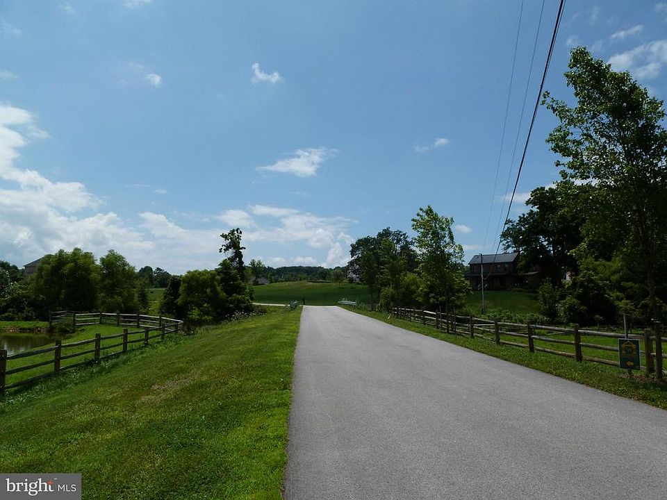 1st image of 6521 Heather Glen Way