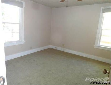 4th image of 724 N Saint Rock Springs Way